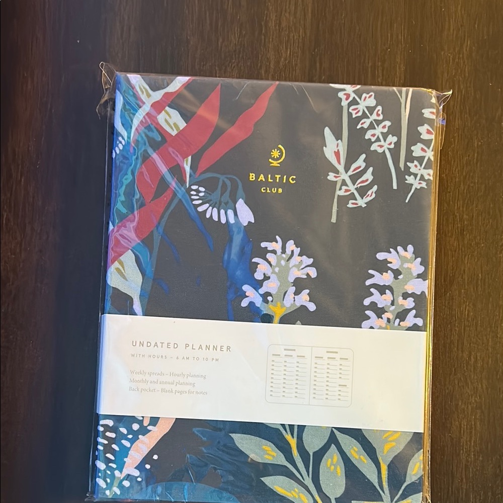 Navy Floral Undated Planner